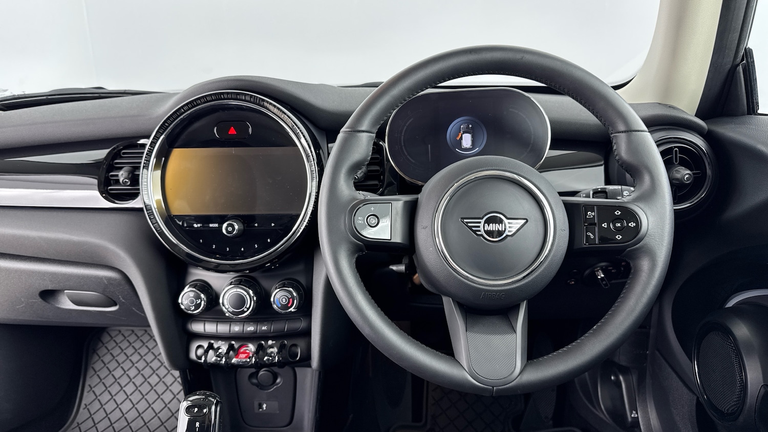 Used MINI Hatch 2022 for sale - 76831552: Photo 5