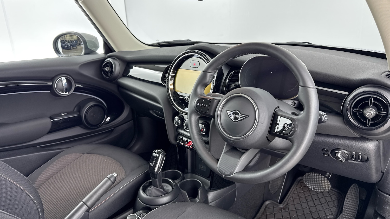 Used MINI Hatch 2022 for sale - 76831552: Photo 6