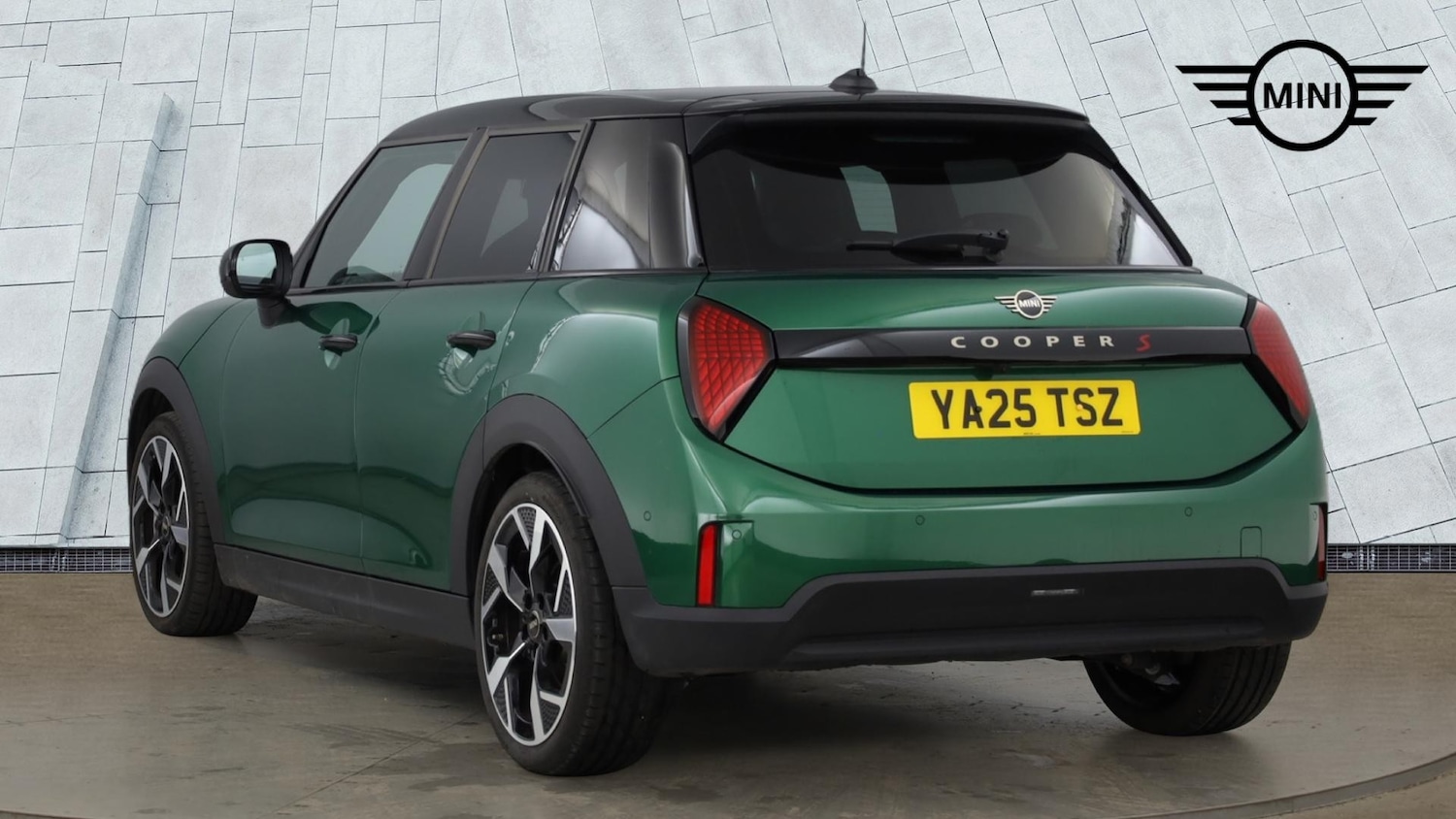 Used MINI Cooper 2025 for sale - 77961722: Photo 2