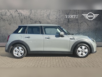 Used MINI Hatch 2022 for sale - 78325316: Photo
