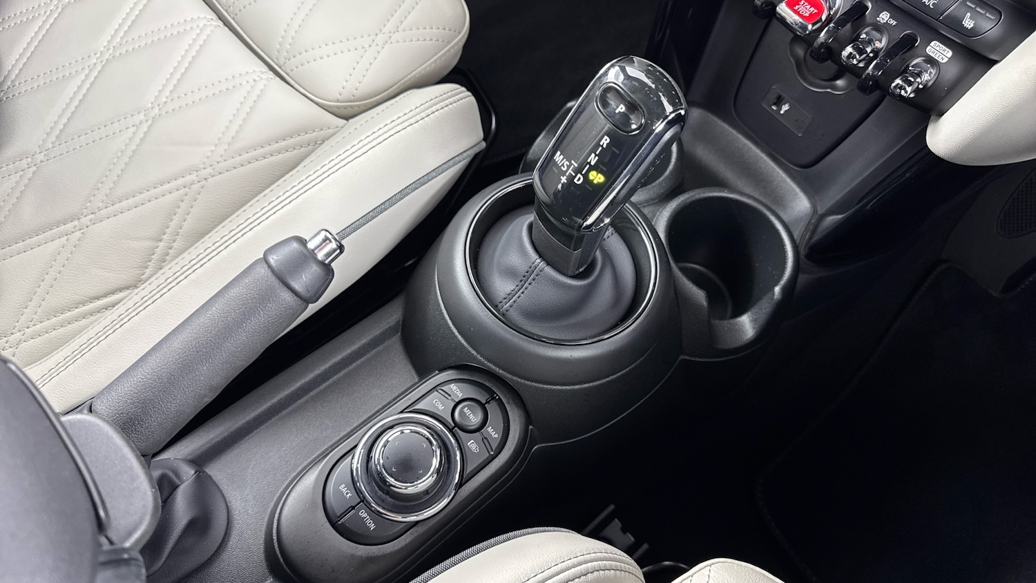 Used MINI Hatch 2022 for sale - 76784805: Photo 10