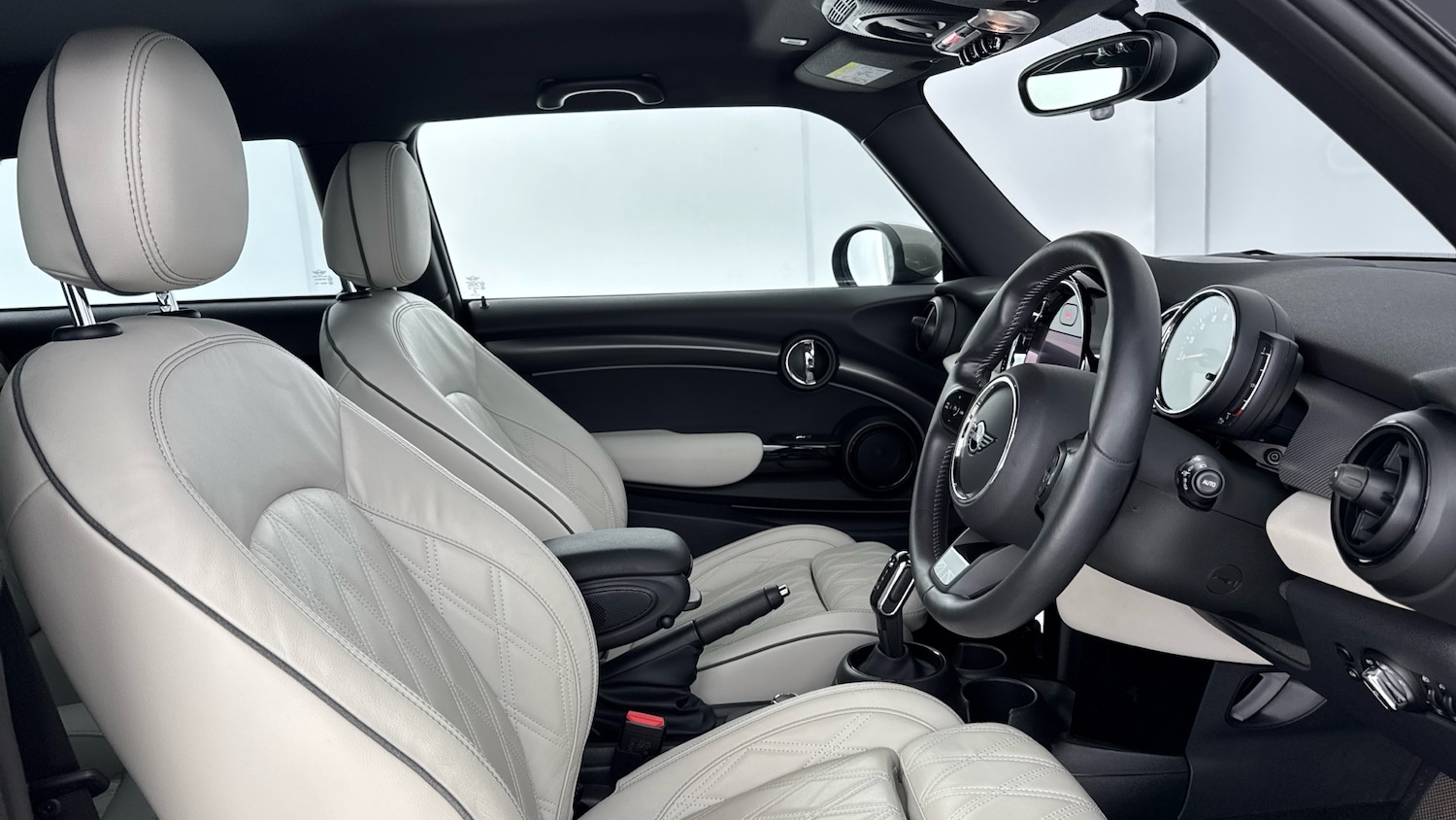 Used MINI Hatch 2022 for sale - 76784805: Photo 11