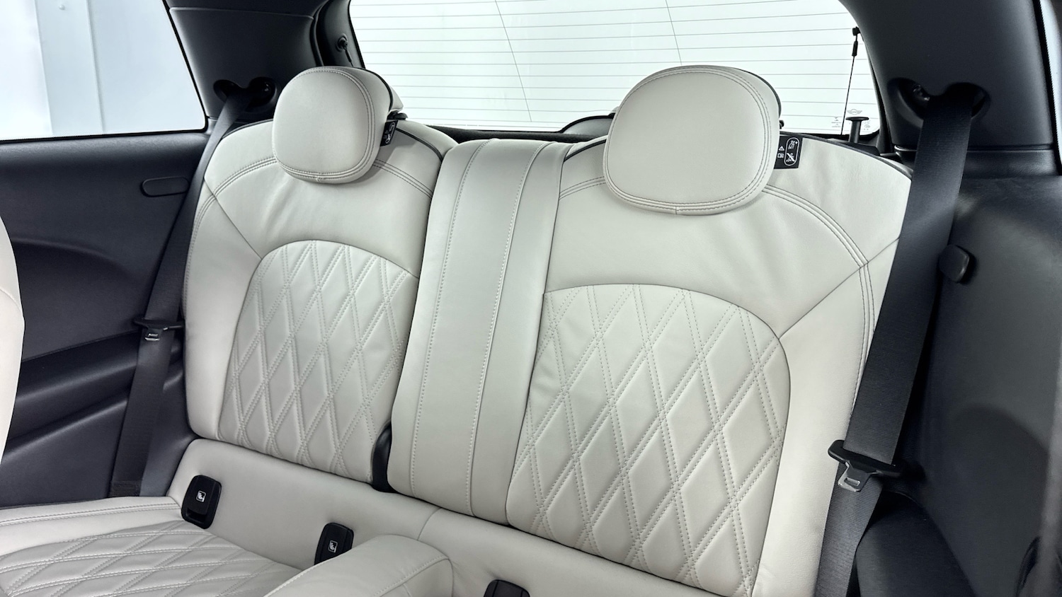 Used MINI Hatch 2022 for sale - 76784805: Photo 12