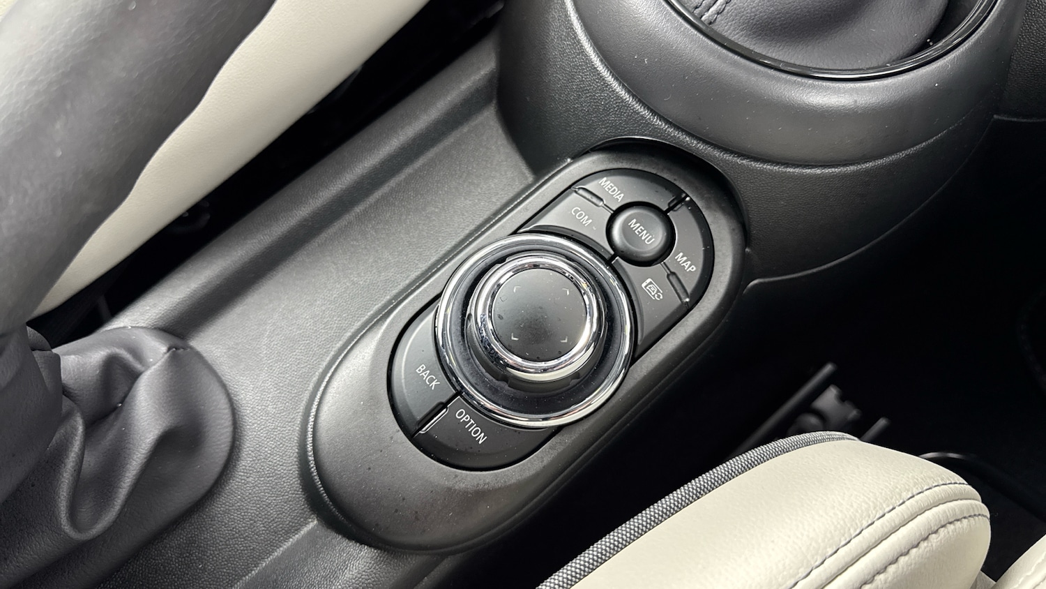 Used MINI Hatch 2022 for sale - 76784805: Photo 19