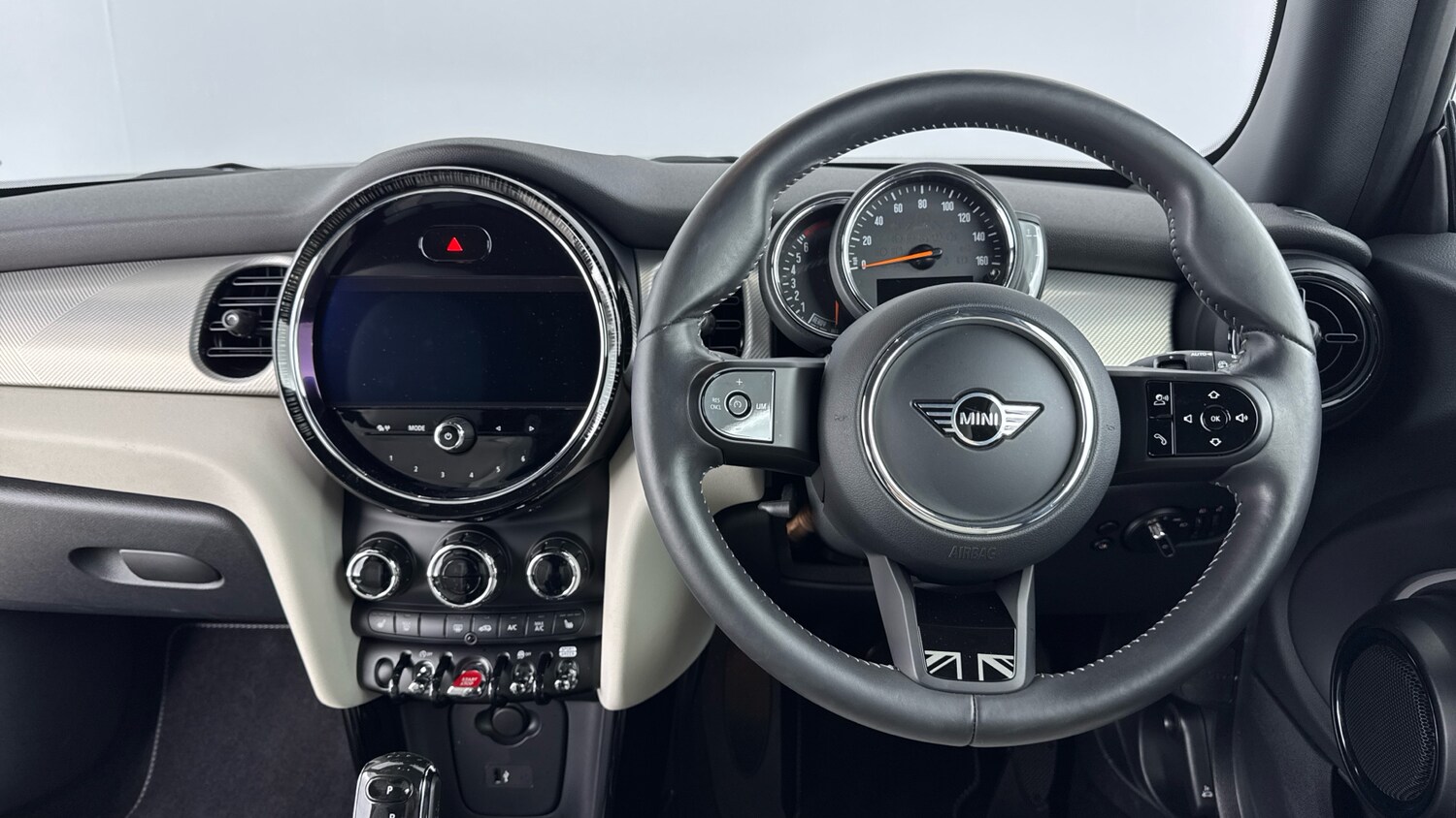 Used MINI Hatch 2022 for sale - 76784805: Photo 5