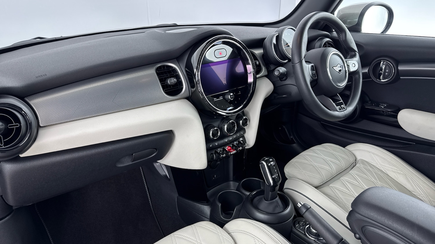 Used MINI Hatch 2022 for sale - 76784805: Photo 7