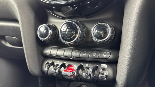 Used MINI Hatch 2022 for sale - 76129285: Photo 19