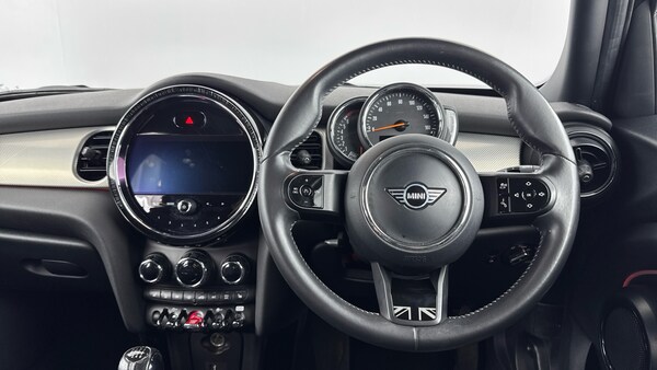 Used MINI Hatch 2022 for sale - 76129285: Photo 5