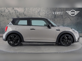 Used MINI Hatch 2022 for sale - 76534286: Photo