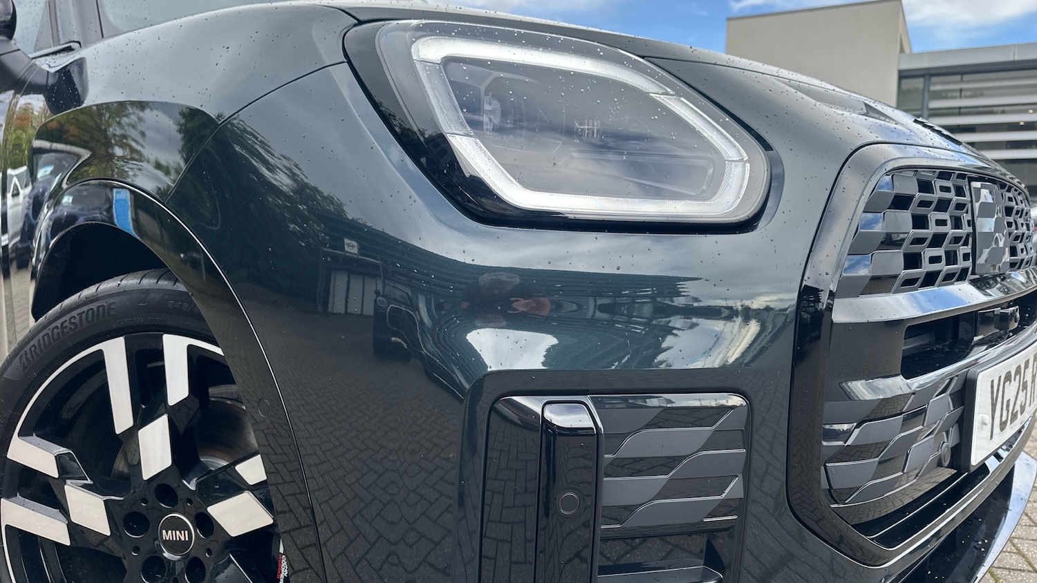 Vehicle 22