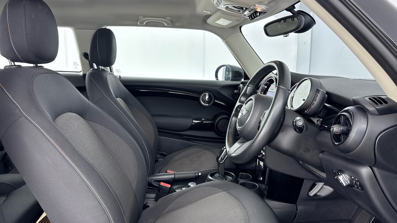 Used MINI Hatch 2021 for sale - 76357763: Photo 11