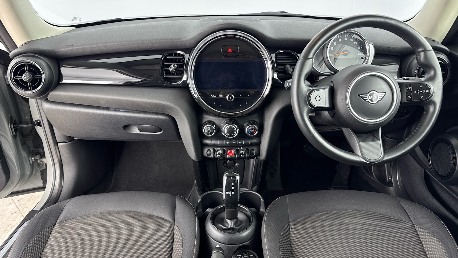 Used MINI Hatch 2021 for sale - 76357763: Photo 4