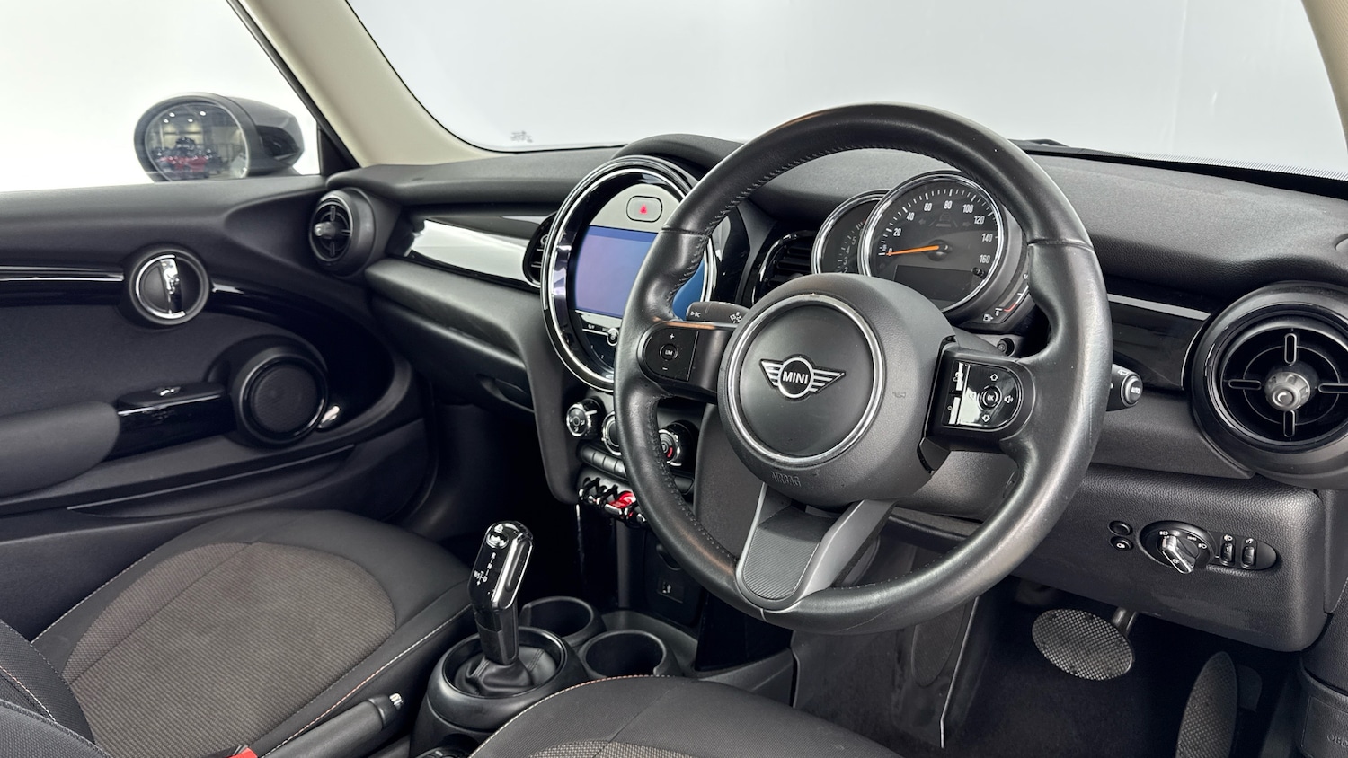Used MINI Hatch 2021 for sale - 76357763: Photo 6