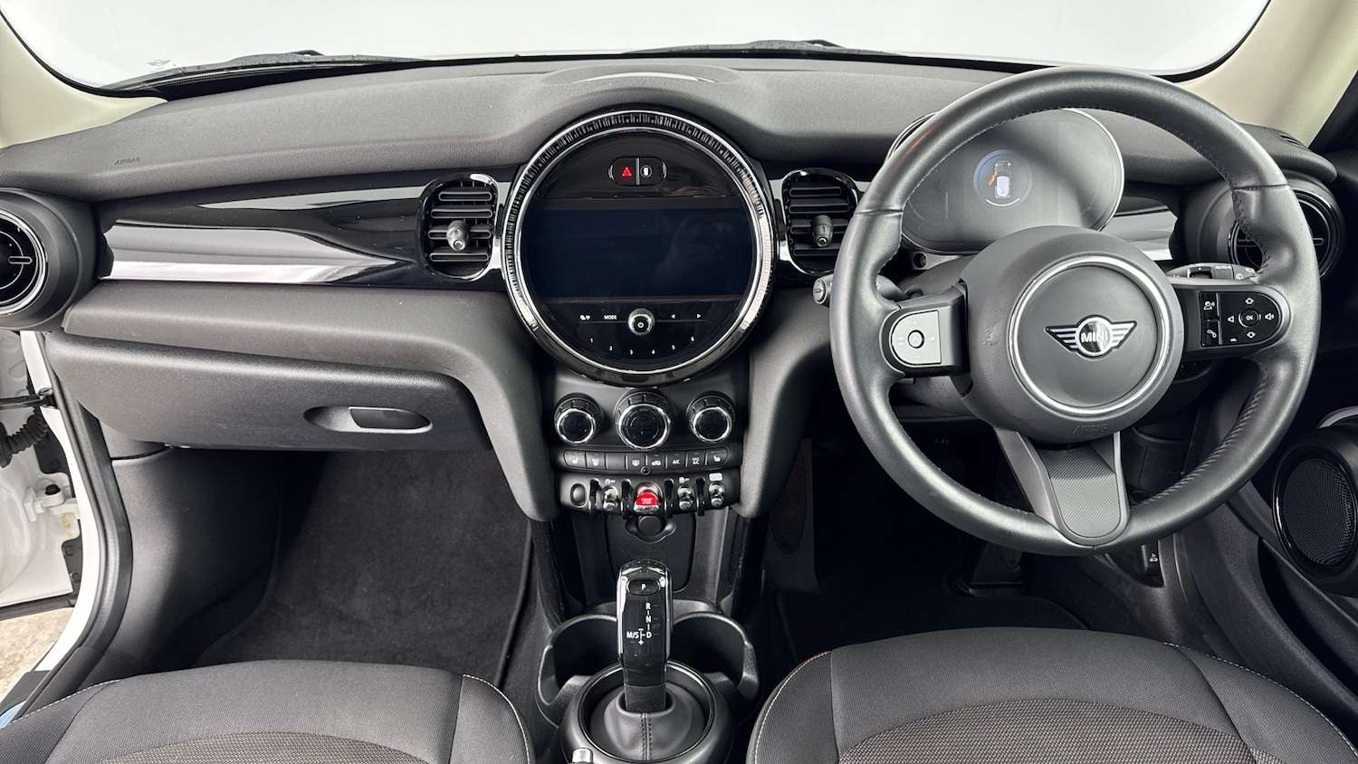 Used MINI Hatch 2023 for sale - 77326733: Photo 4