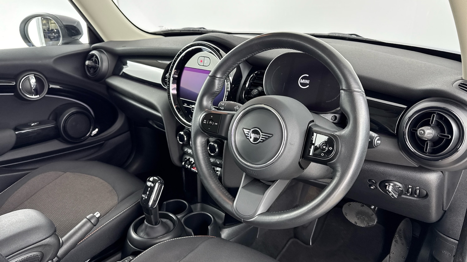 Used MINI Hatch 2023 for sale - 77326733: Photo 6