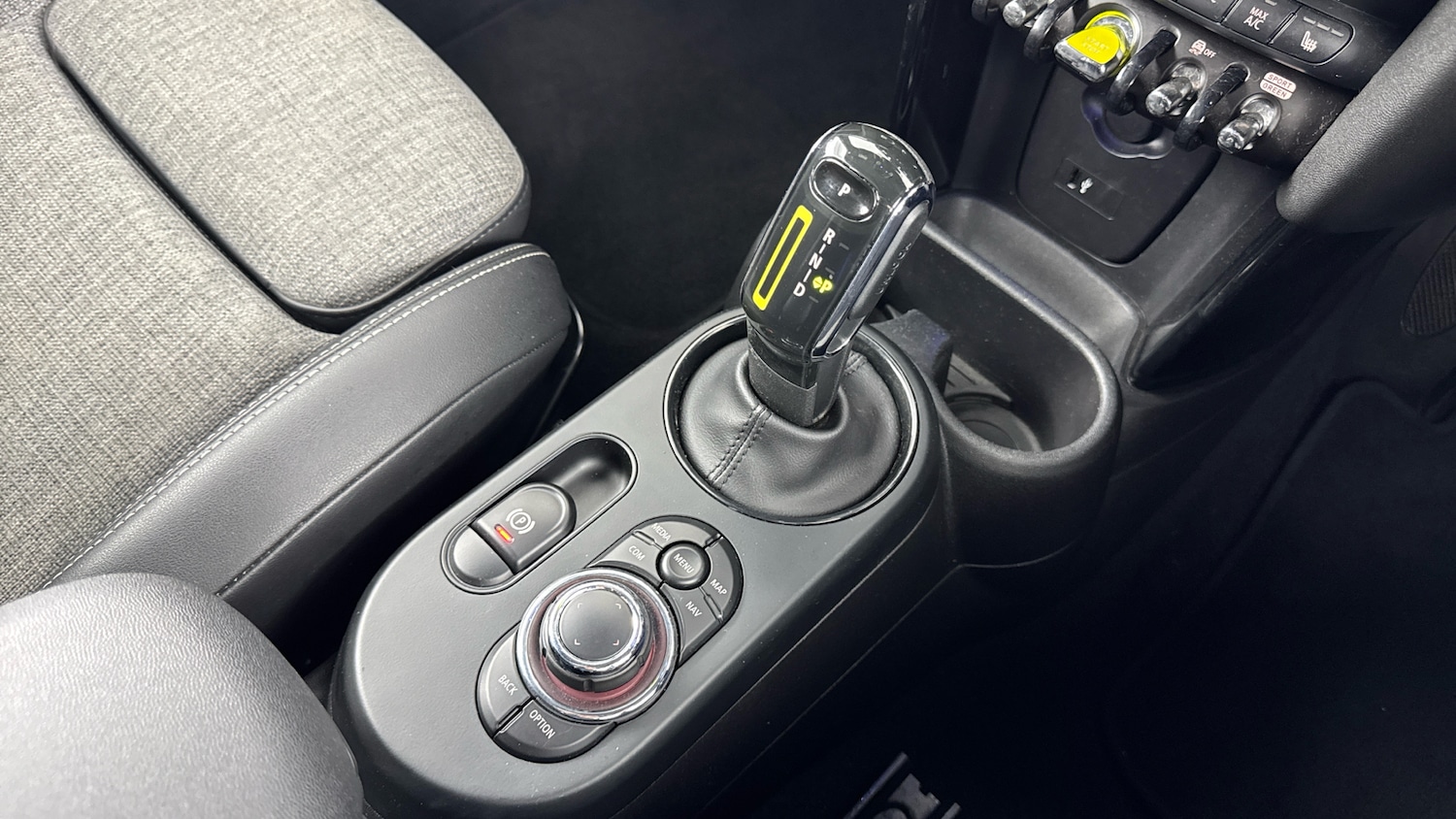 Used MINI Hatch 2021 for sale - 76974160: Photo 10