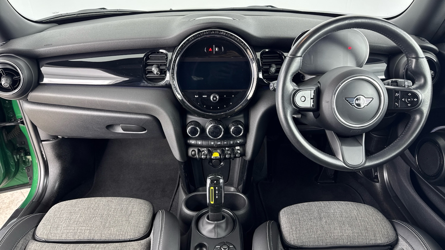 Used MINI Hatch 2021 for sale - 76974160: Photo 4