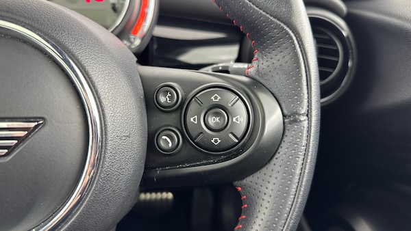Used MINI Hatch 2018 for sale - 76055920: Photo 19