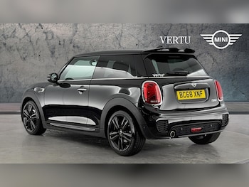 Used MINI Hatch 2018 for sale - 76055920: Photo 2