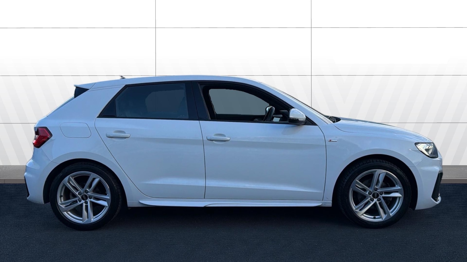 Used Audi A1 2023 for sale - 77846300: Photo 3