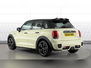 Used MINI Hatch 2018 for sale - 78873932: Photo