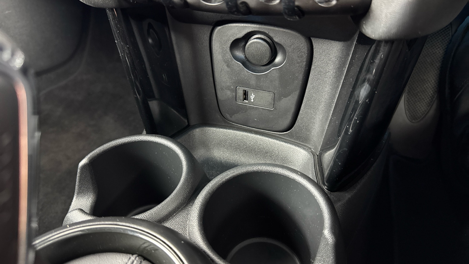 Used MINI Convertible 2023 for sale - 76637569: Photo 23