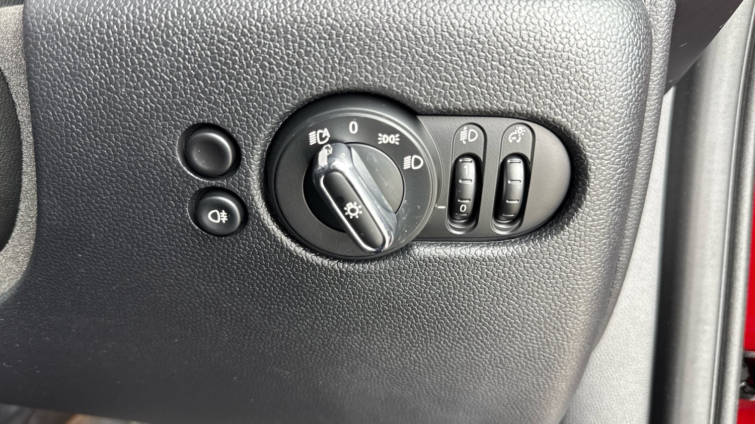 Used MINI Convertible 2023 for sale - 76637569: Photo 30