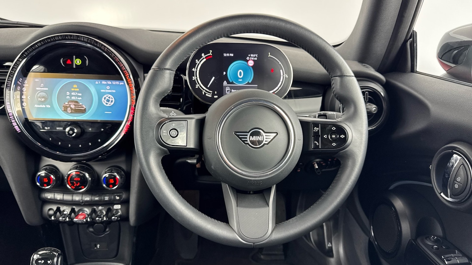 Used MINI Convertible 2023 for sale - 76637569: Photo 5