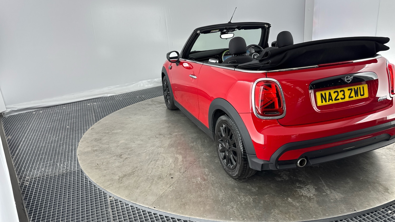 Used MINI Convertible 2023 for sale - 76637569: Photo 52