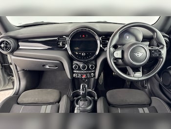 Used MINI Hatch 2021 for sale - 76946715: Photo