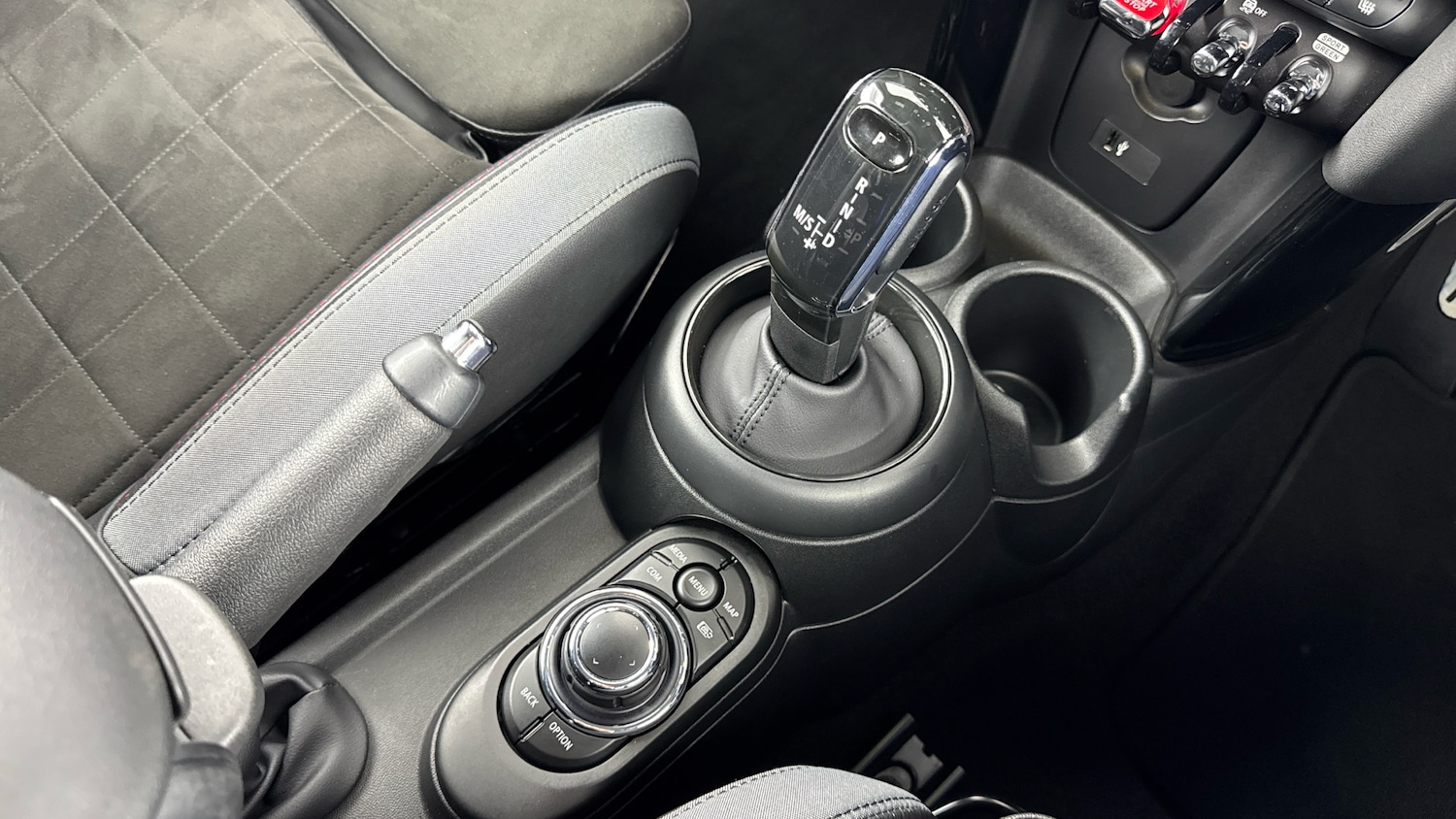 Used MINI Hatch 2022 for sale - 77758601: Photo 10