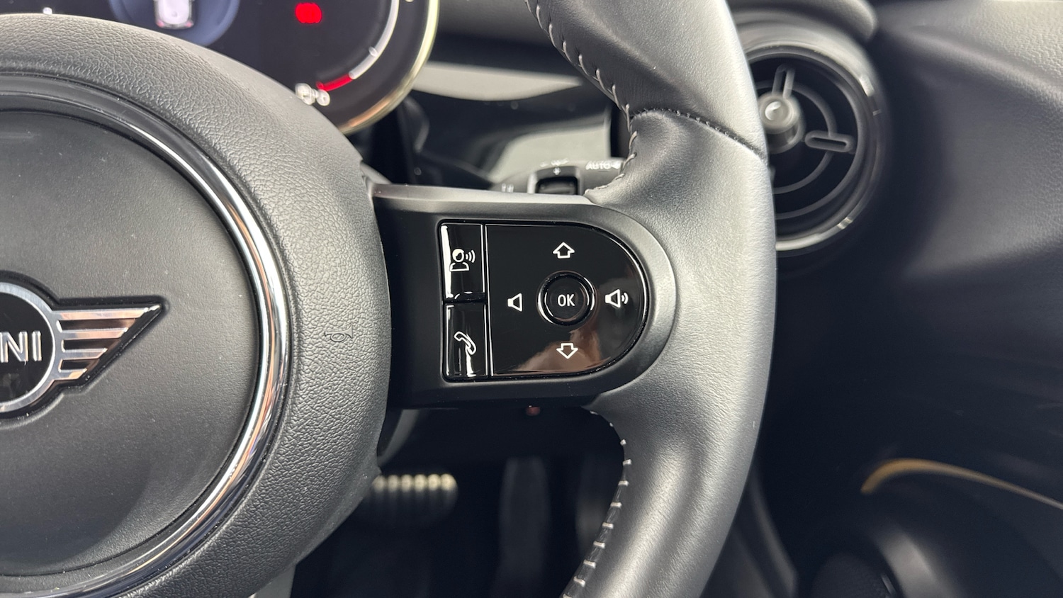 Used MINI Hatch 2022 for sale - 77758601: Photo 18