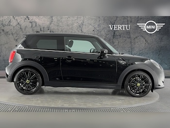 Used MINI Hatch 2023 for sale - 78237195: Photo