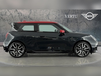 Used MINI Cooper 2024 for sale - 75821578: Photo