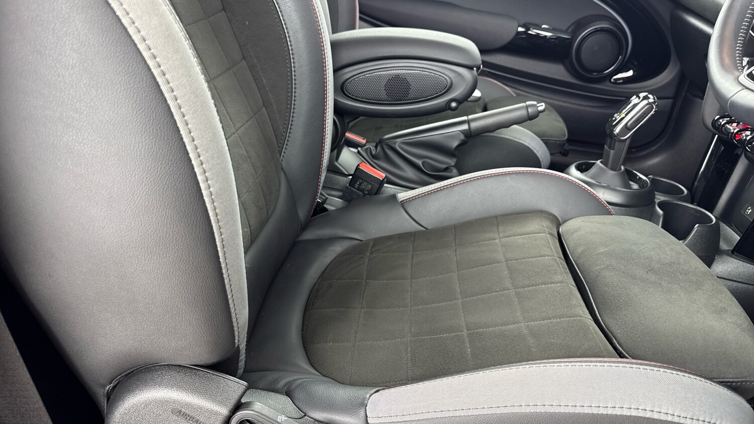 Used MINI Hatch 2023 for sale - 77902310: Photo 33