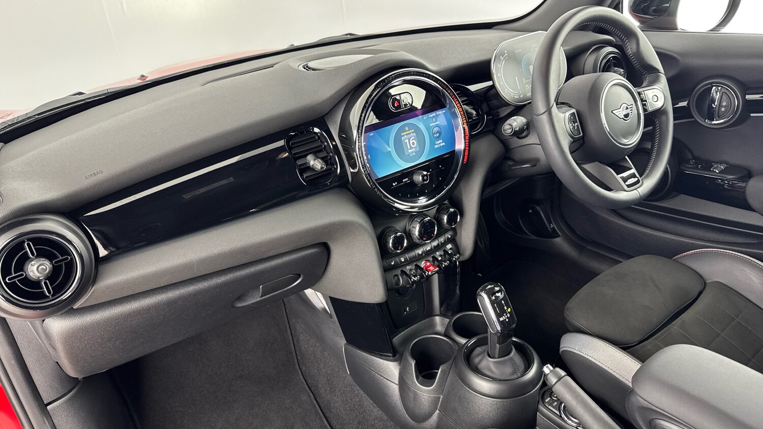 Used MINI Hatch 2023 for sale - 77902310: Photo 7