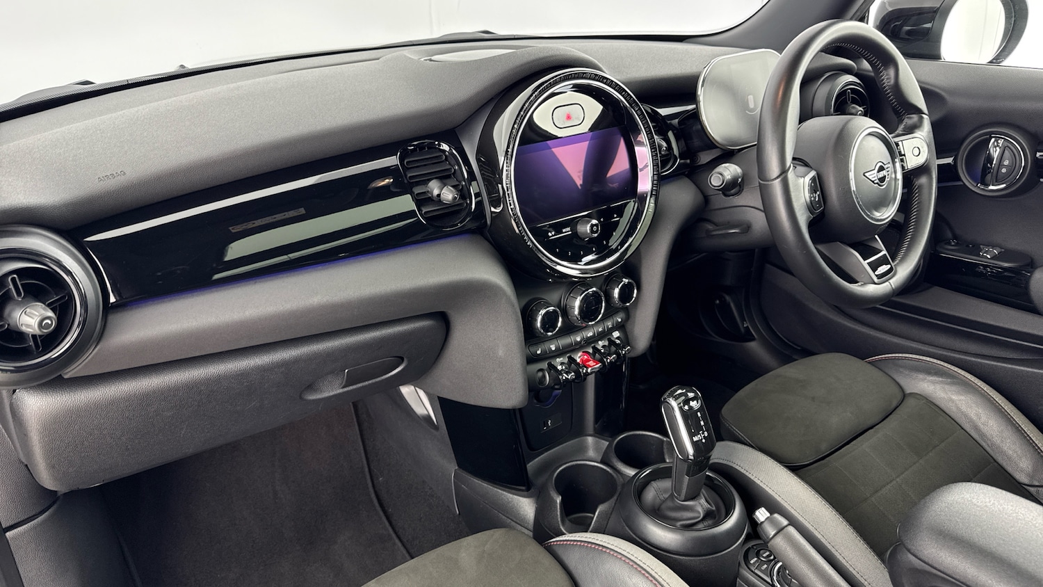 Used MINI Hatch 2022 for sale - 76477084: Photo 7