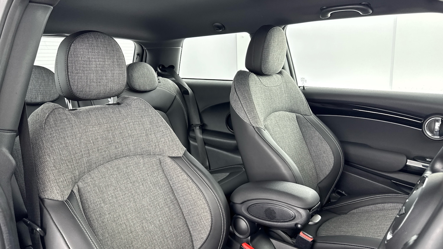 Used MINI Hatch 2021 for sale - 76956991: Photo 27