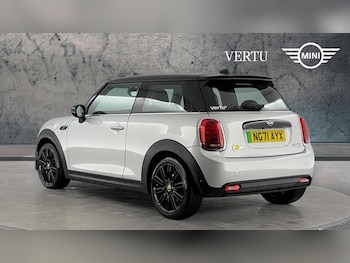 Used MINI Hatch 2021 for sale - 76956991: Photo