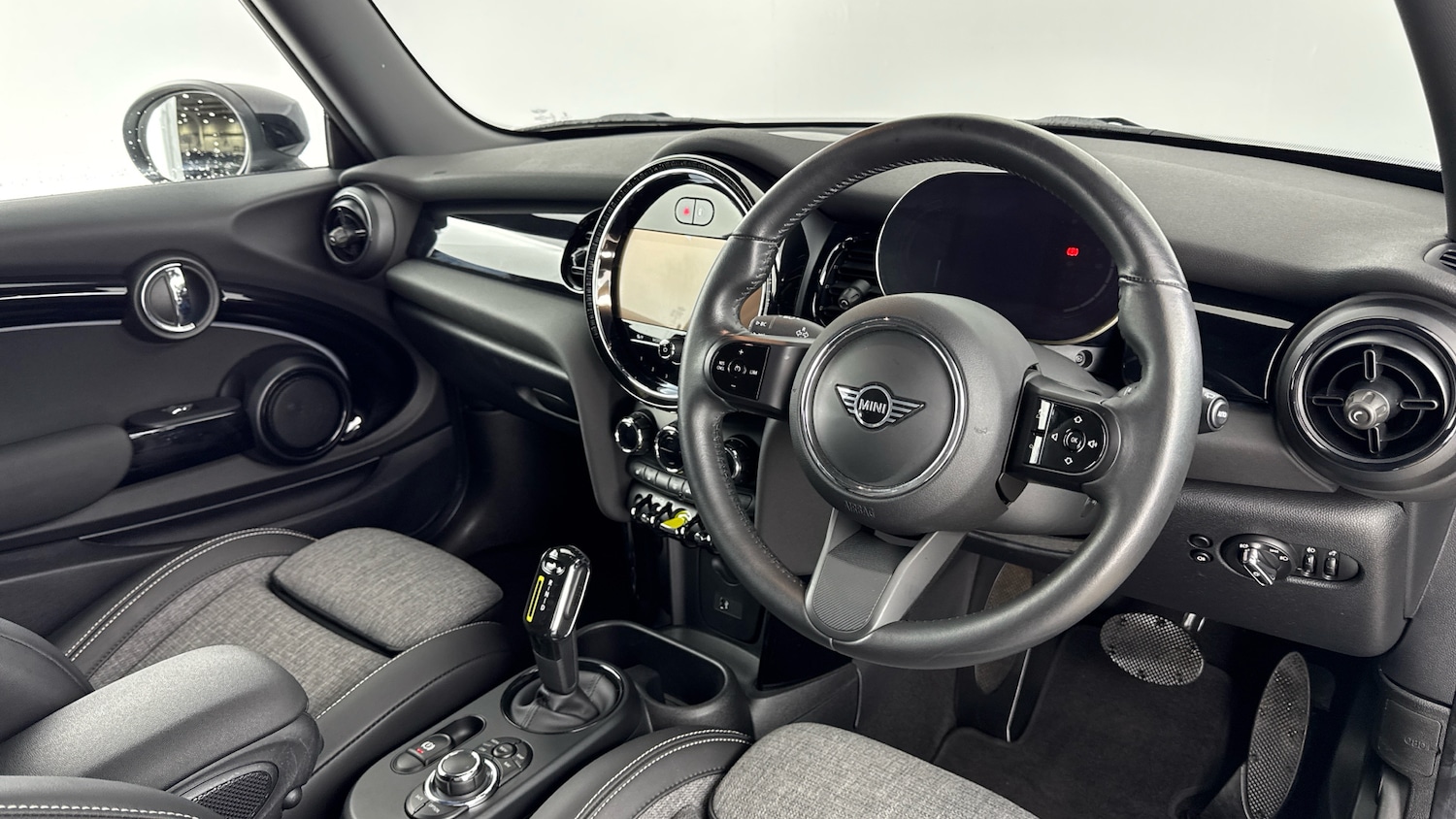 Used MINI Hatch 2021 for sale - 76956991: Photo 6