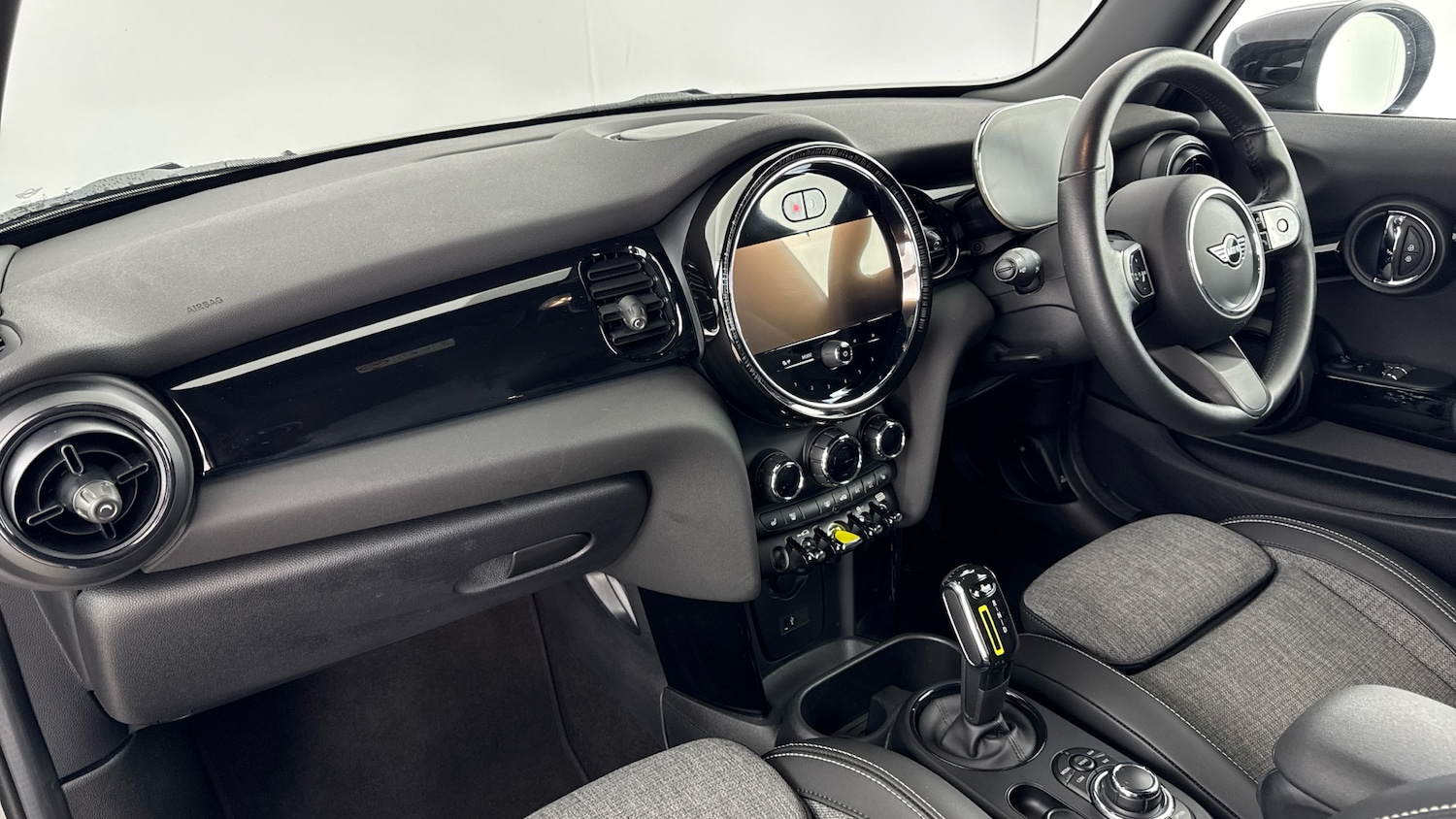 Used MINI Hatch 2021 for sale - 76956991: Photo 7