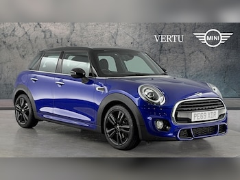 Used MINI Hatch 2019 for sale - 76451805: Photo