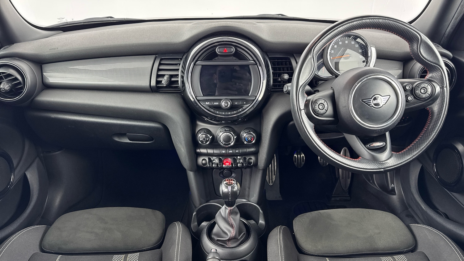 Used MINI Hatch 2019 for sale - 76451805: Photo 4