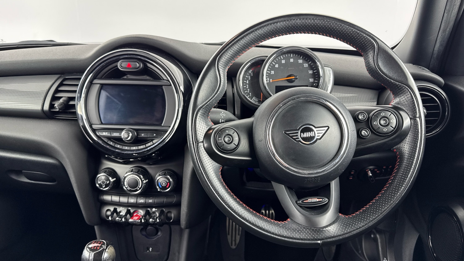 Used MINI Hatch 2019 for sale - 76451805: Photo 5