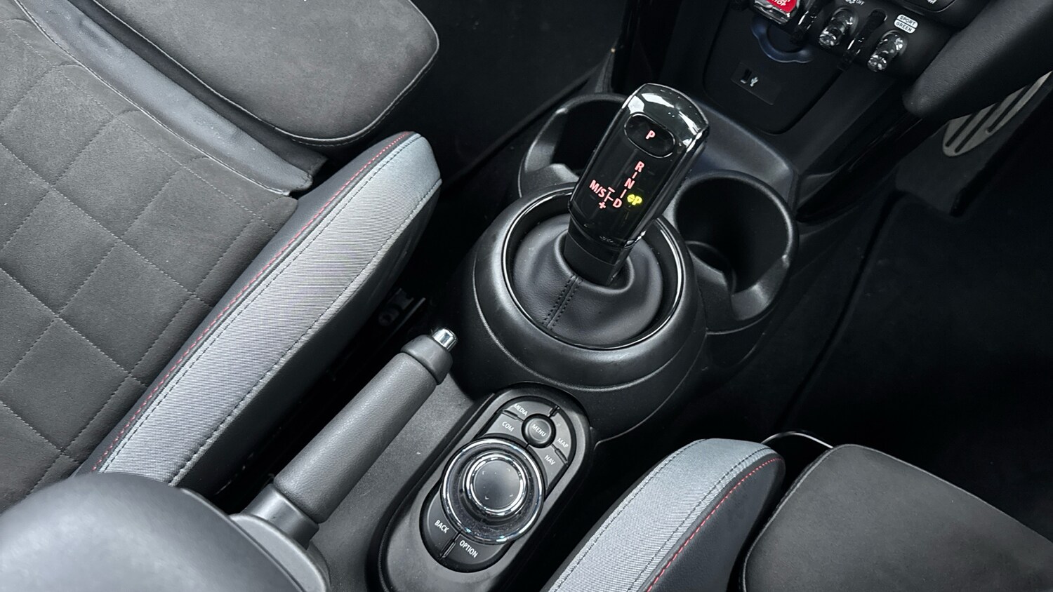 Used MINI Hatch 2022 for sale - 77883899: Photo 10