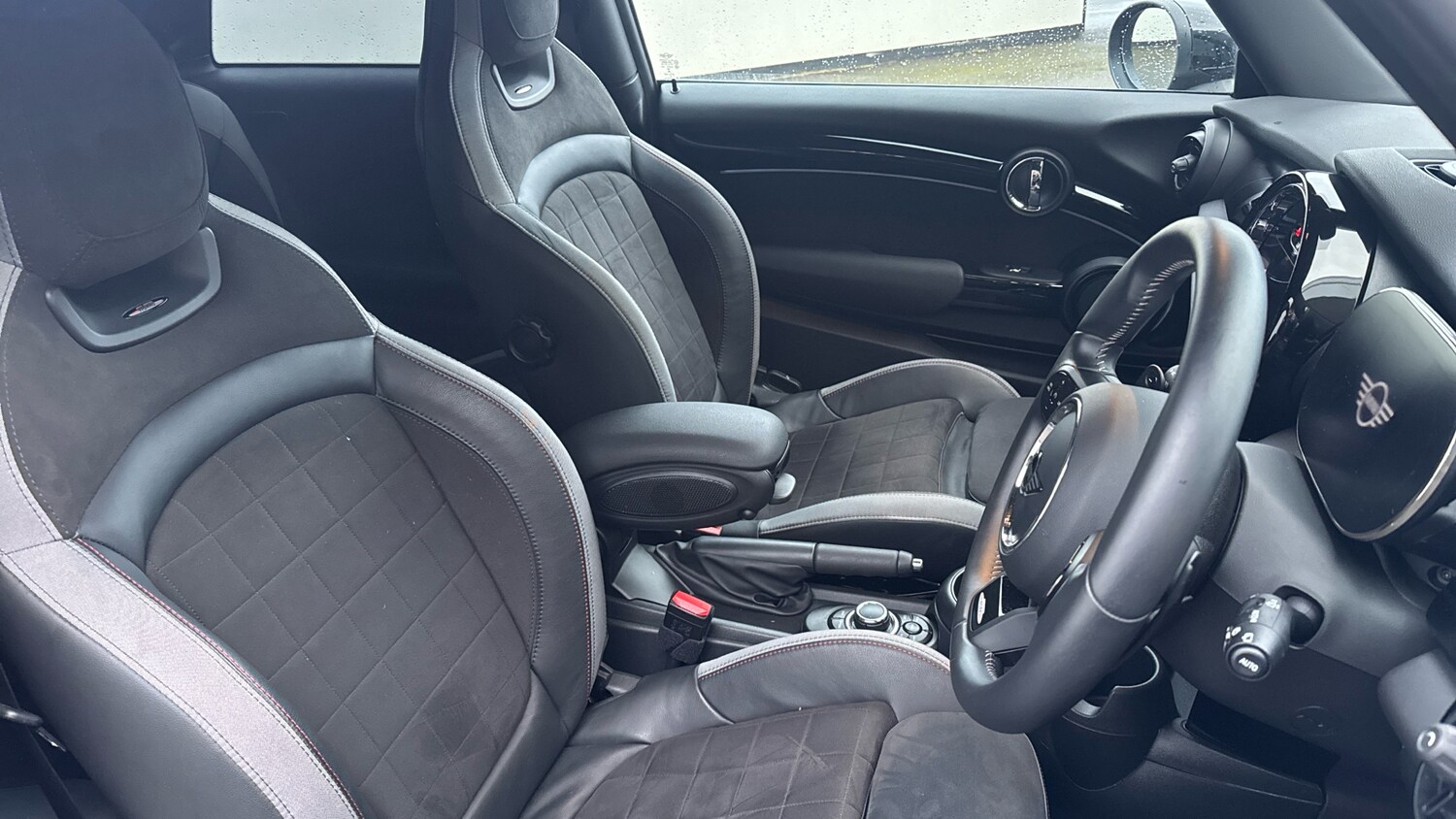 Used MINI Hatch 2022 for sale - 77883899: Photo 11