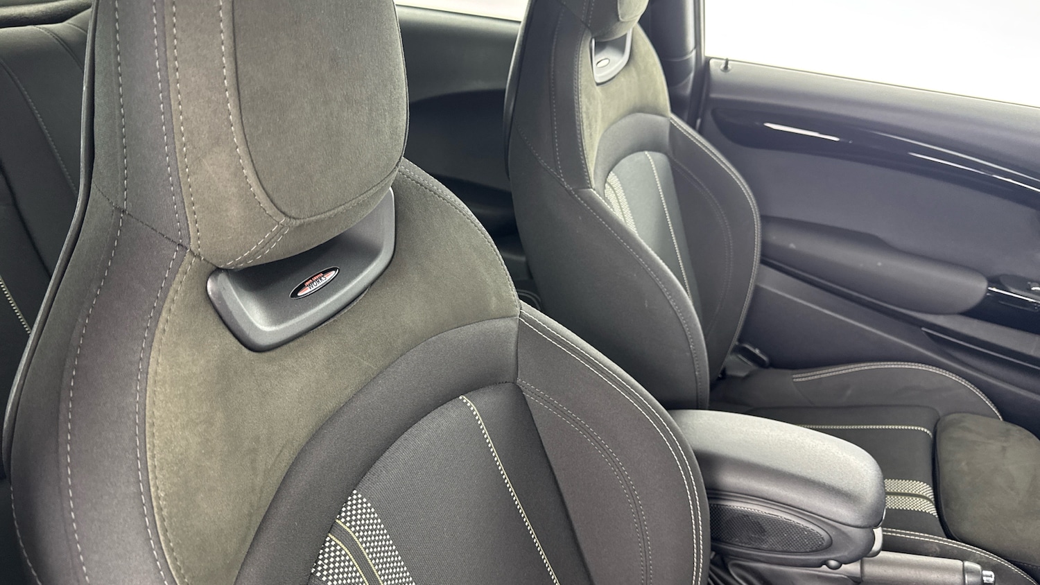 Used MINI Hatch 2020 for sale - 77917648: Photo 27