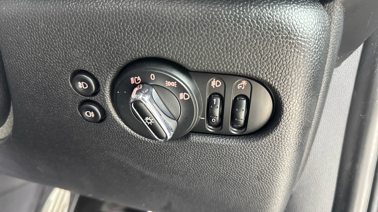 Used MINI Hatch 2020 for sale - 77917648: Photo 30