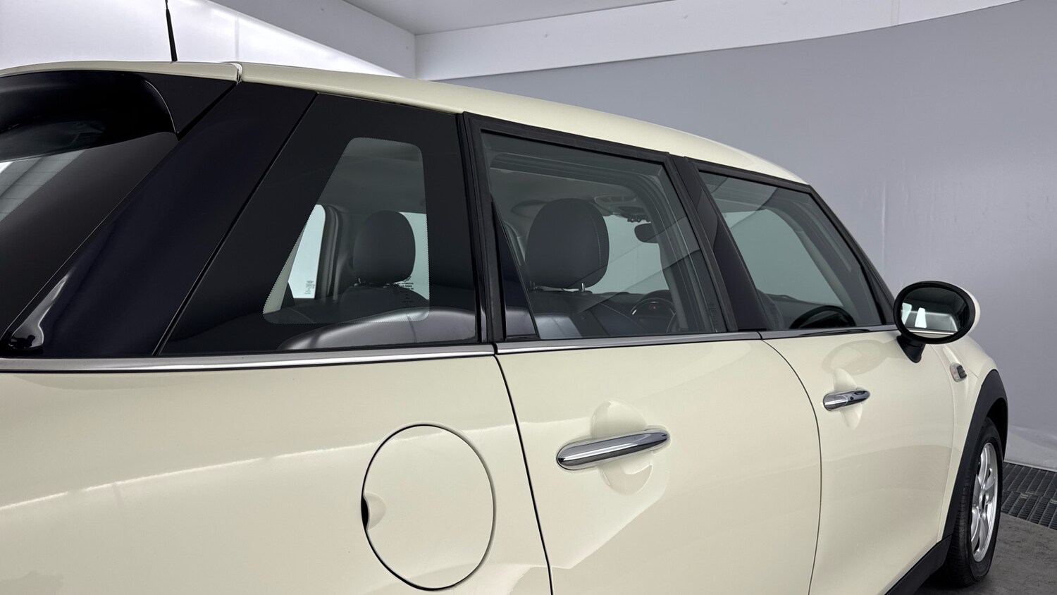 Used MINI Hatch 2017 for sale - 76319980: Photo 26