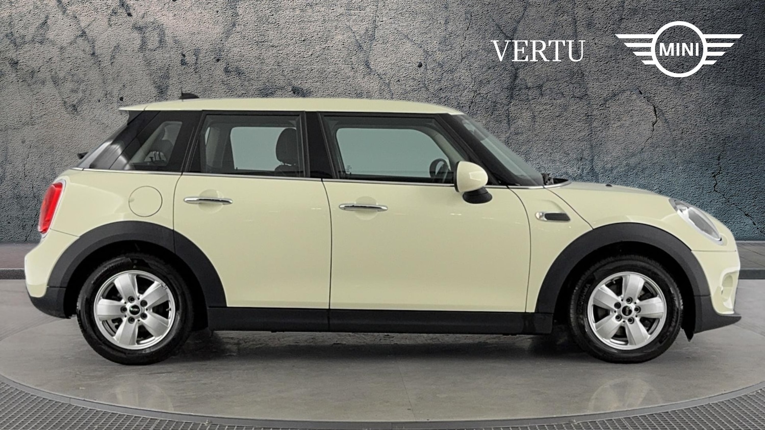 Used MINI Hatch 2017 for sale - 76319980: Photo 3